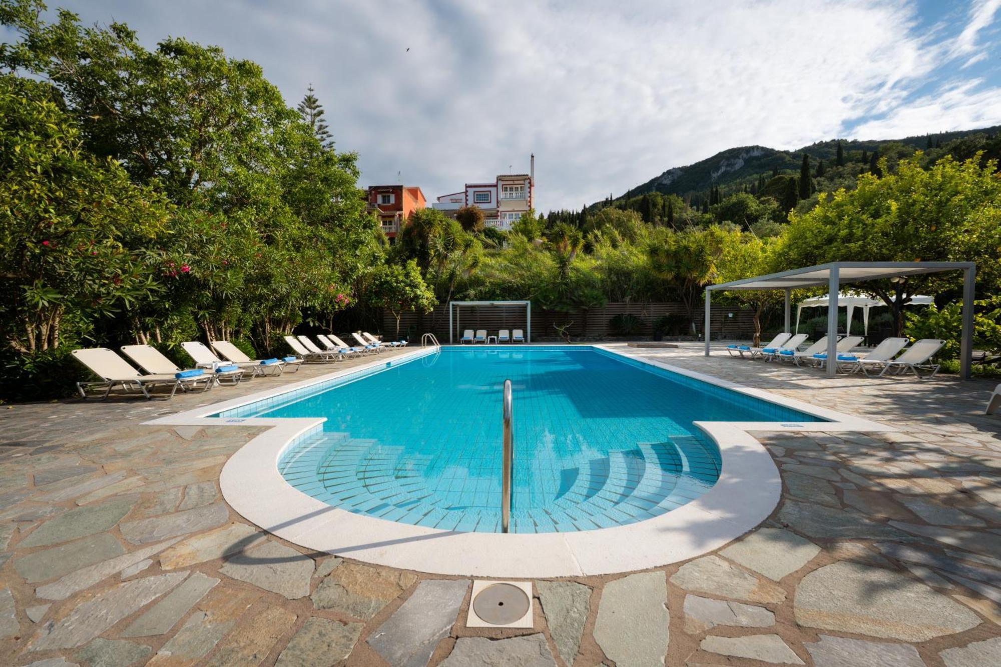 Orange Grove Suites Benitses  Dış mekan fotoğraf